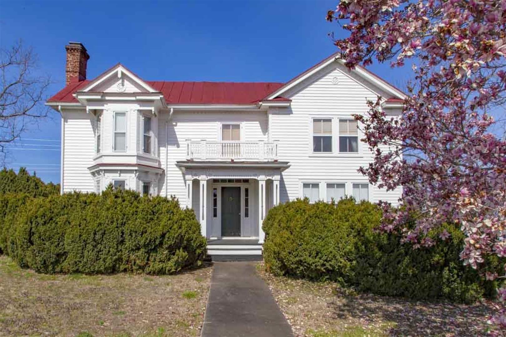 Patti Lillard, Realtor Madison VA Real Estate Montegue, Miller & Co